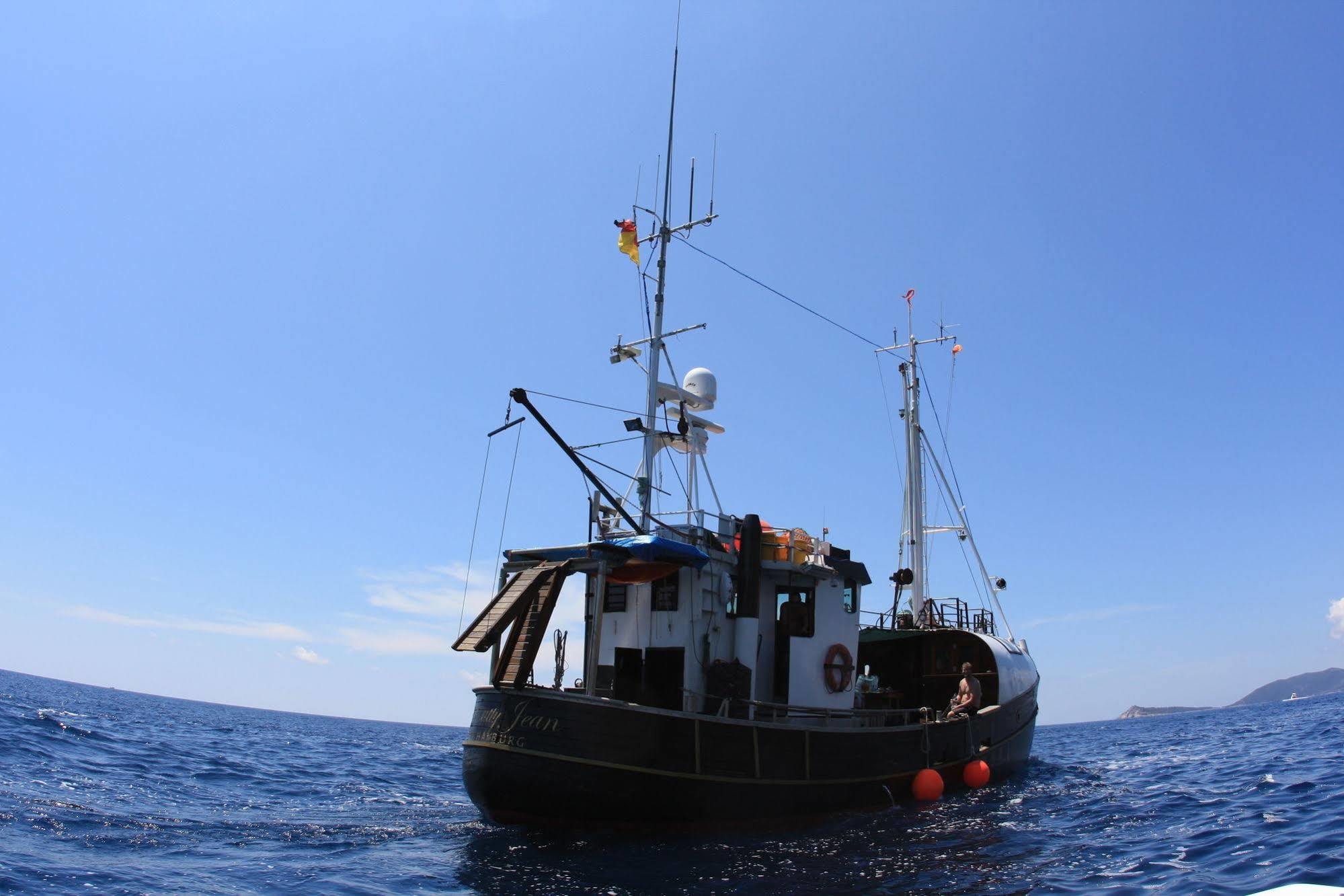 מלון סליאמה Boat Ms Cutty Jean מראה חיצוני תמונה